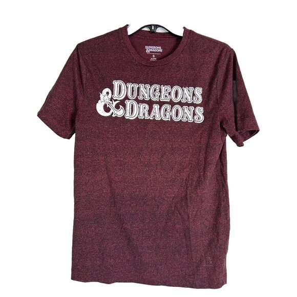 Dungeons & Dragons Graphic Tee Maroon Unisex T-Shirt Size Small Vintage Look - Picture 1 of 9